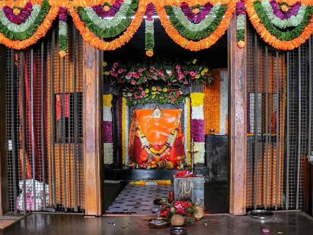 Girijatmaj Lenyadri Ganpati