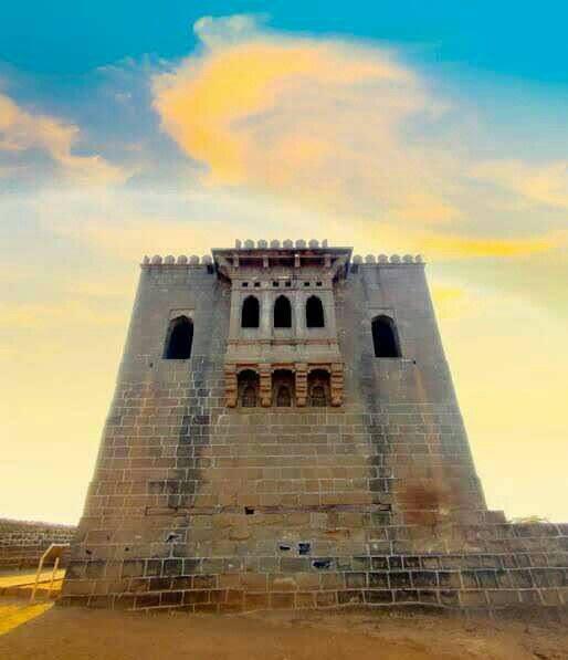 Shivneri Fort